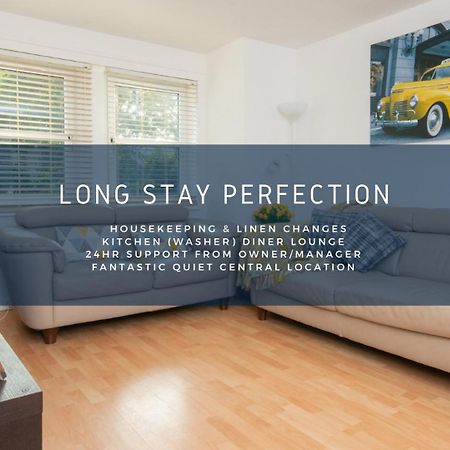 Dwellcome Home Ltd 2 Bedroom King & Double Central Apartment, Free Allocated Barrier Secured Parking Space At Rear Entrance & Fast Wifi, Ideal For Long Term Contractor, Corporate, Etc Stays, Regular Housekeeping Option - See Our Site For Assurance 애버딘 외부 사진